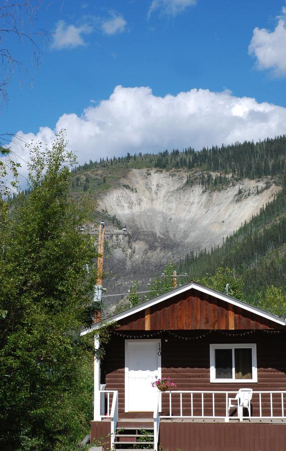 Triple J Hotel Dawson City Exteriér fotografie