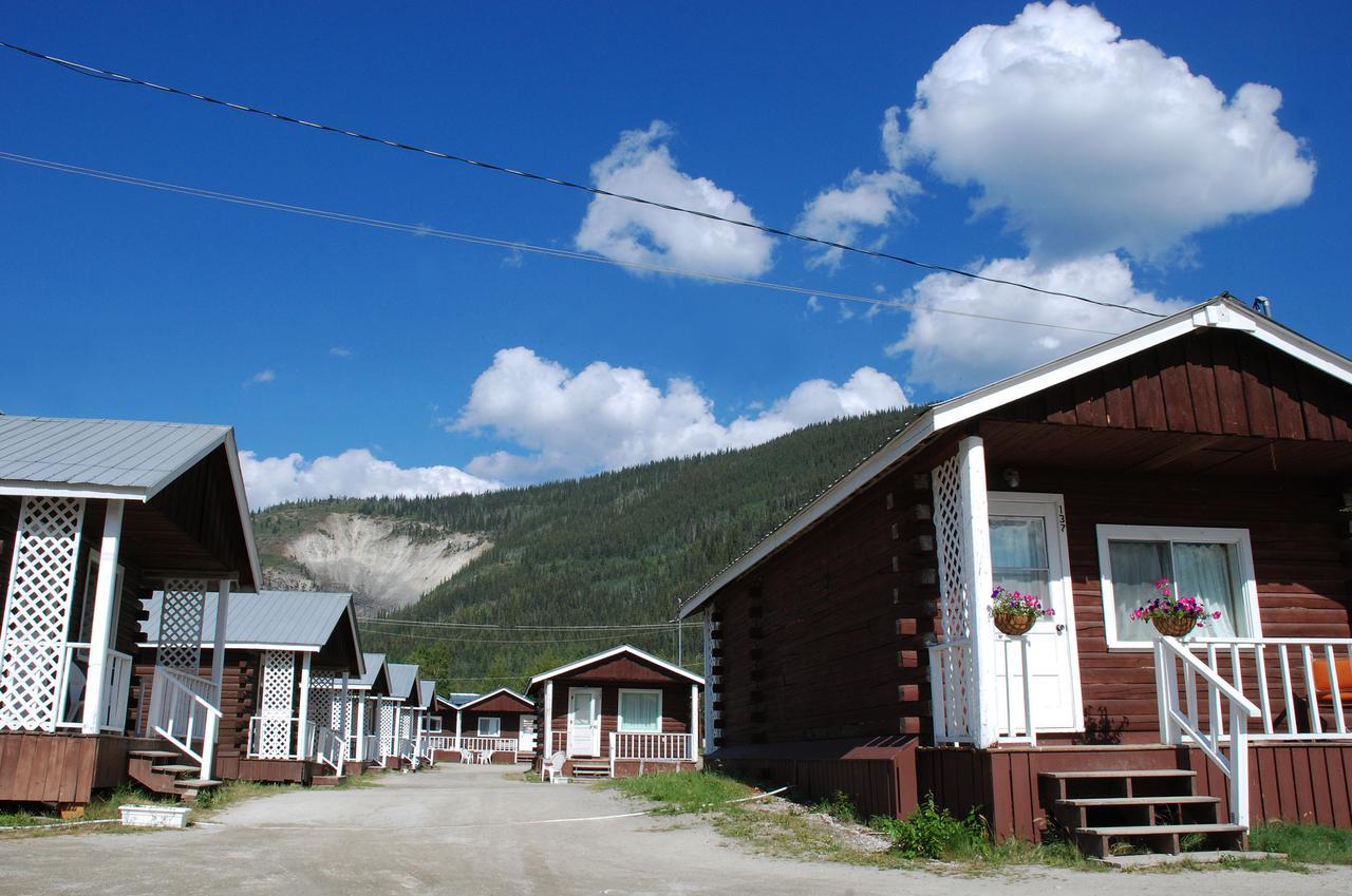 Triple J Hotel Dawson City Exteriér fotografie